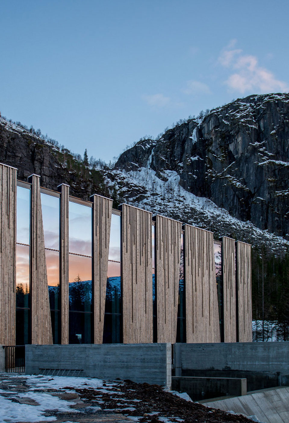 the  villa overlooks dramatic mountainous scenery